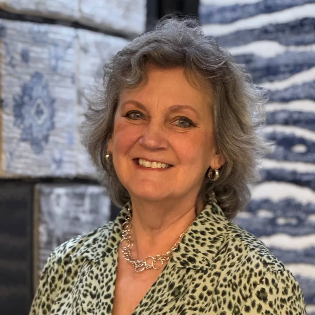 imgi_32_Georgia-Briggs-1-square